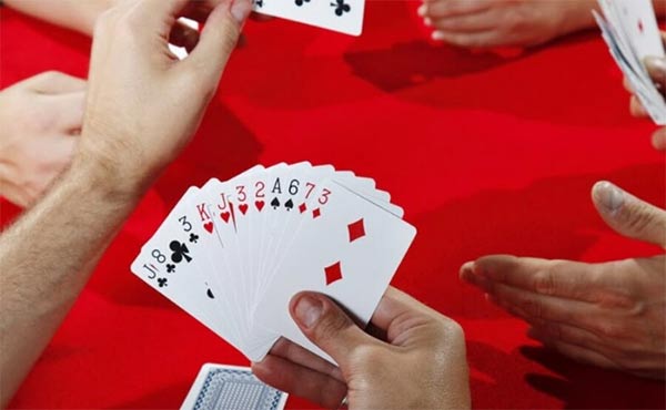Cách chơi tiến lên miền Bắc chi tiết Cách chơi tiến lên miền Bắc chi tiết